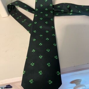 Vintage Green Clover St Patrick’s Day Tie Dark Green with shamrocks